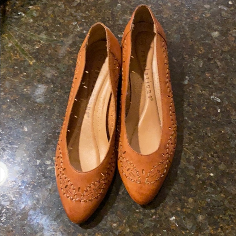 Revelations leather flat